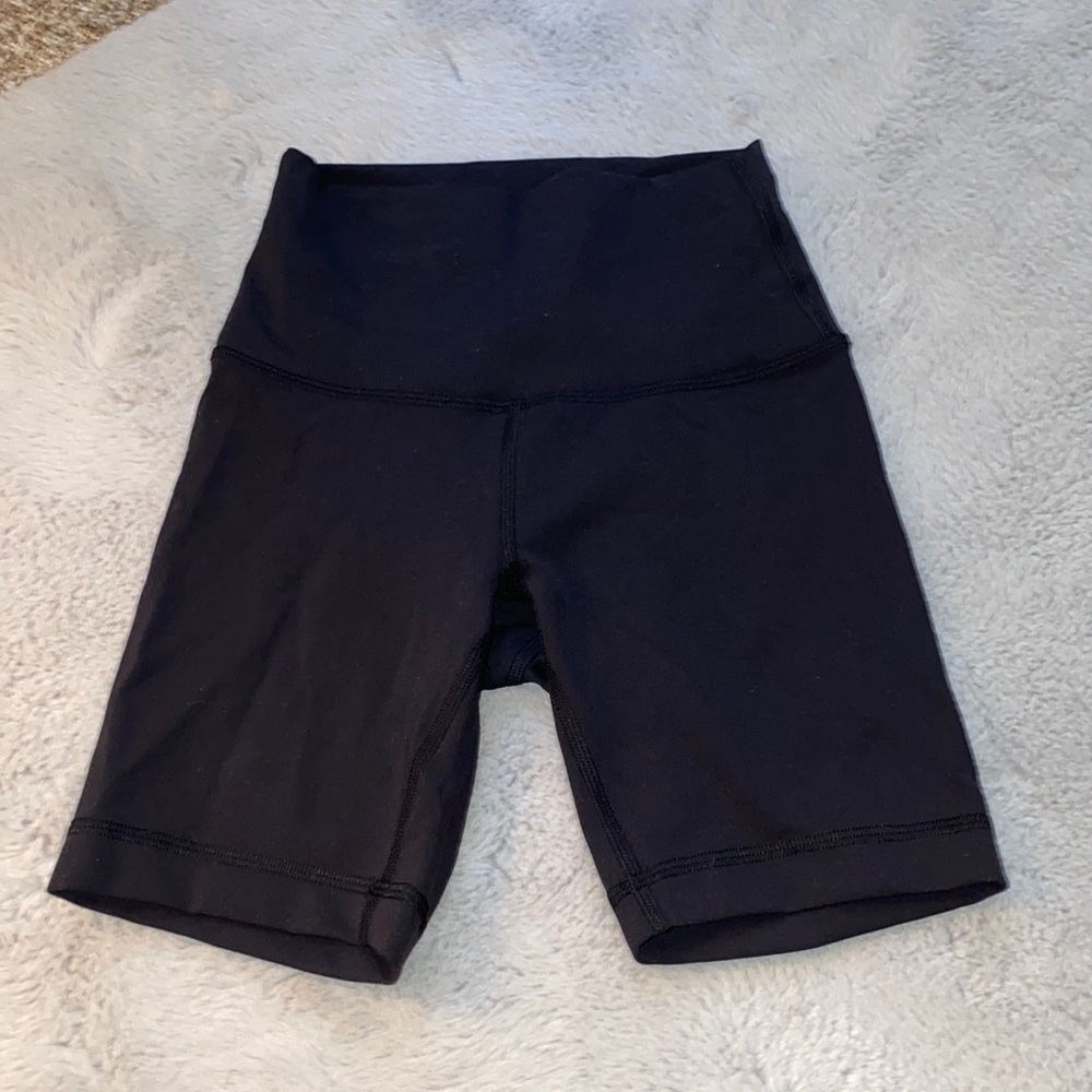 NEVER WORN BEFORE lululemon biker shorts